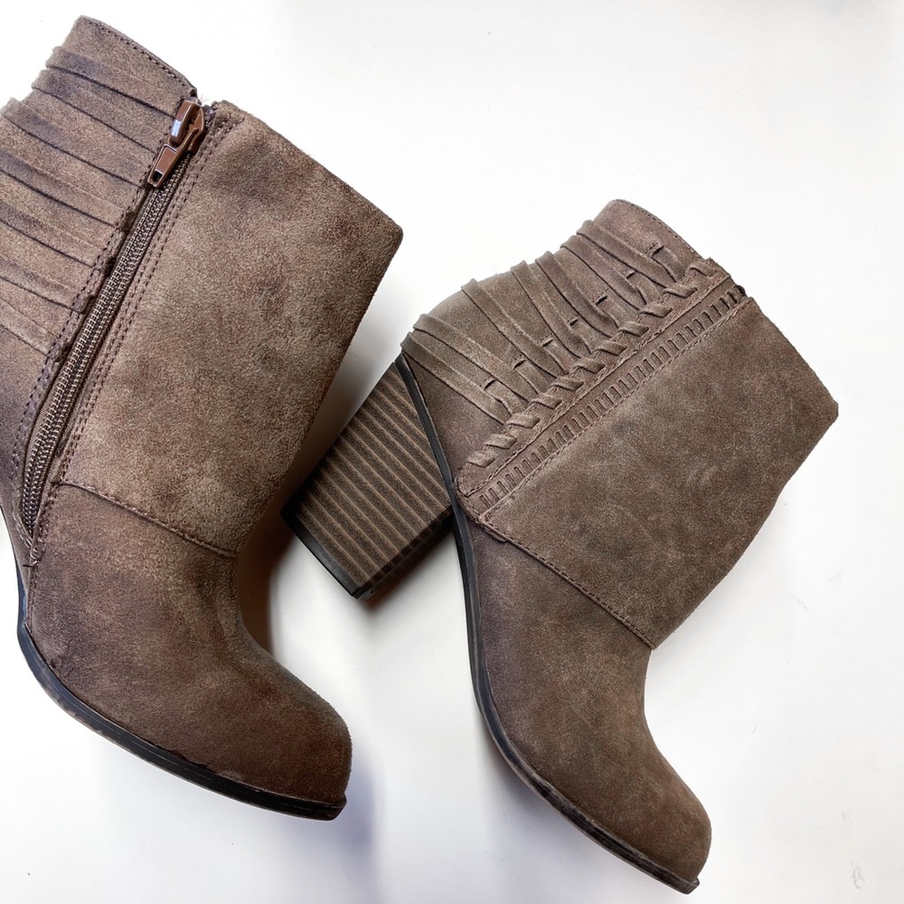 Fergie Boots